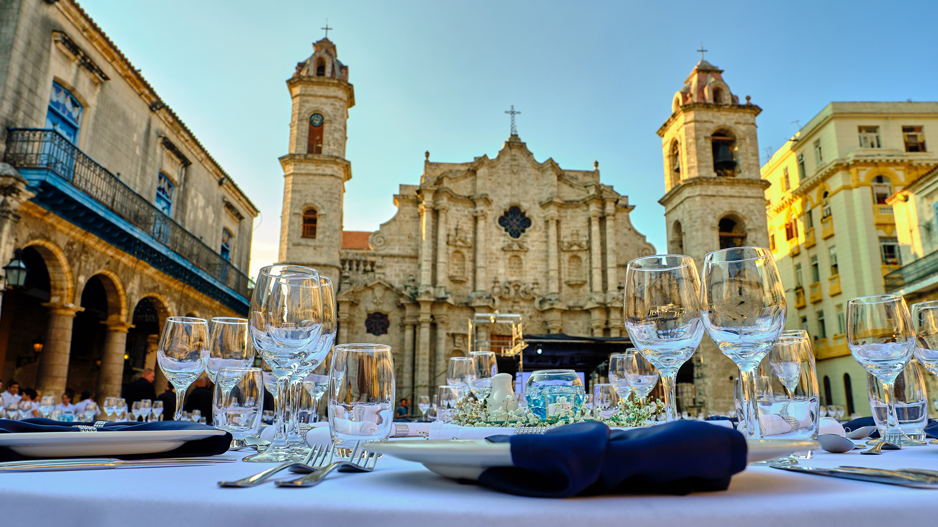 Cena Privada en Plaza de la Catedral, La Habana, Cuba