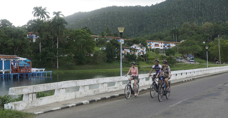 Ein Königreich der E-Bike-Abenteuer in Kuba